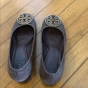 Tory Burch low heels size 6